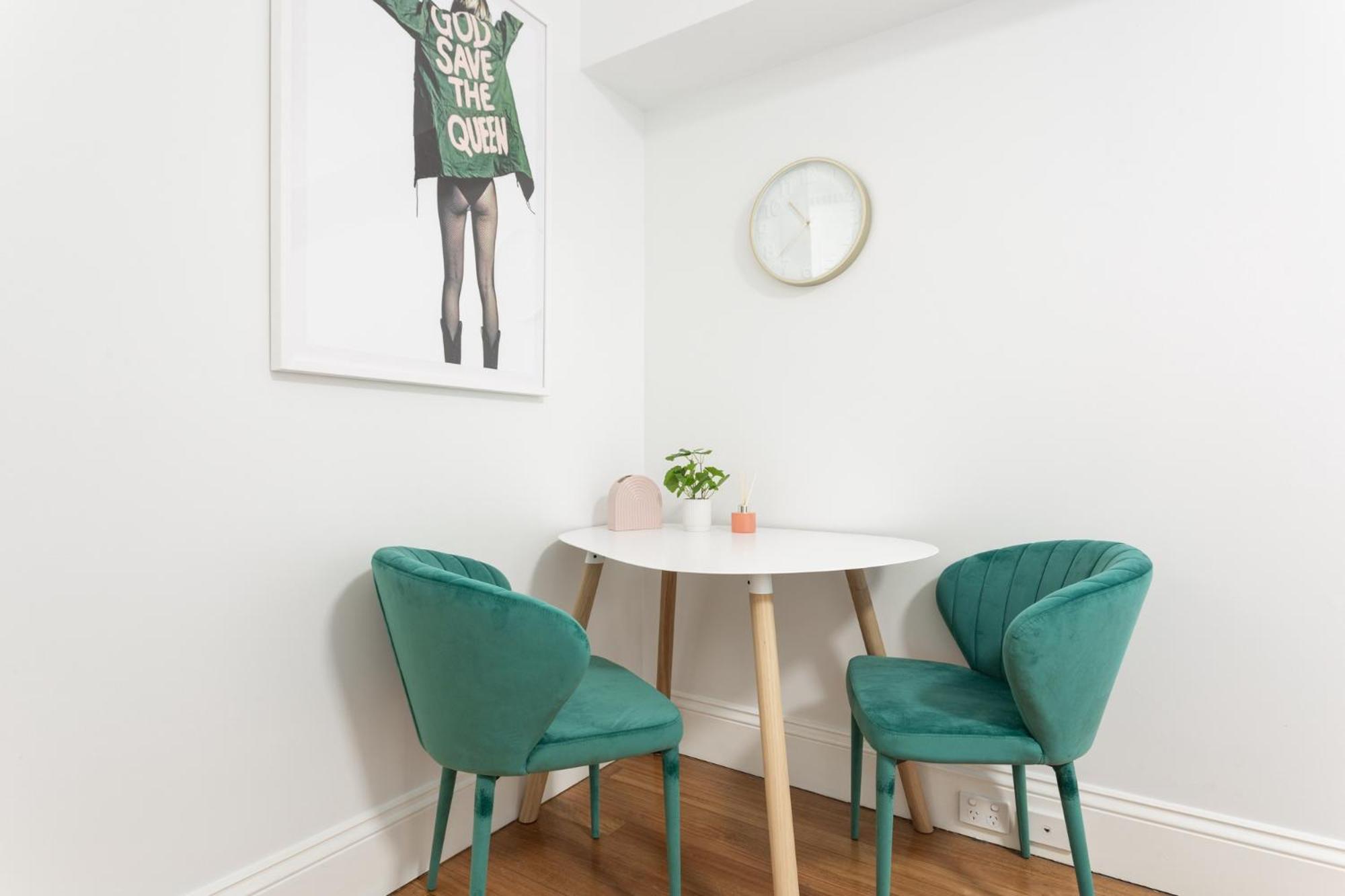 Lovely With Patio 25 Min From Cbd